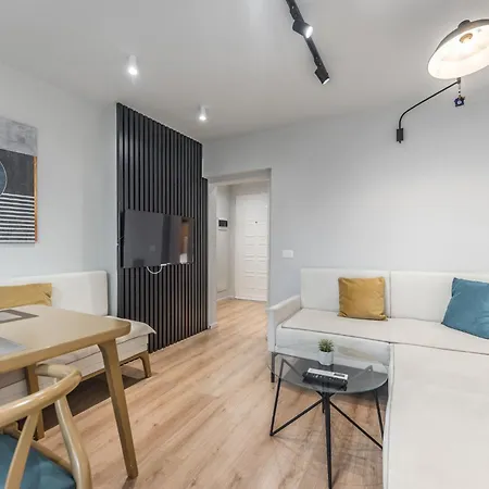 Pazari I Ri - 1 Bedroom Loft * Τίρανα